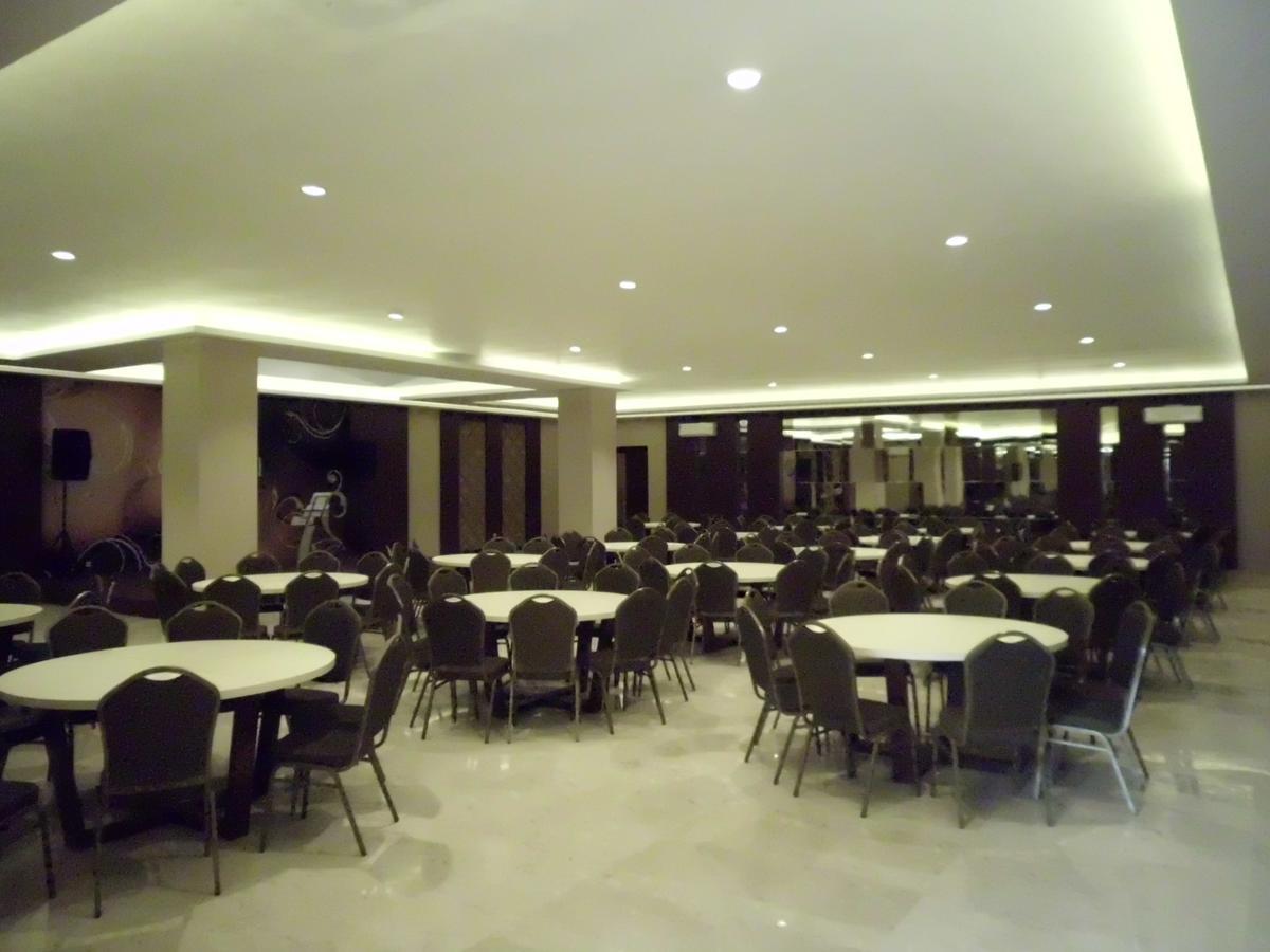 City Hotel Tasikmalaya Esterno foto